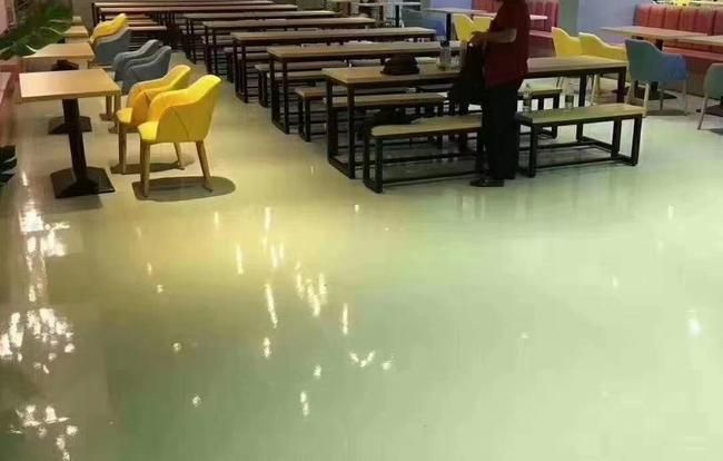 環(huán)氧樹脂自流平地坪漆