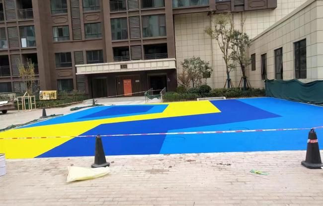 運動場塑膠地坪