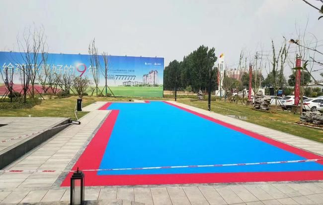 運動場塑膠地坪